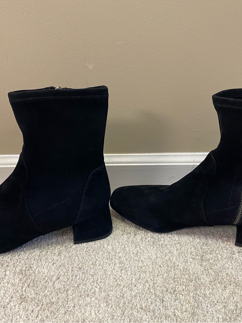 Kenneth Cole Black Suede Ankle Zip Block-Heel Boots - Picture 4 of 9
